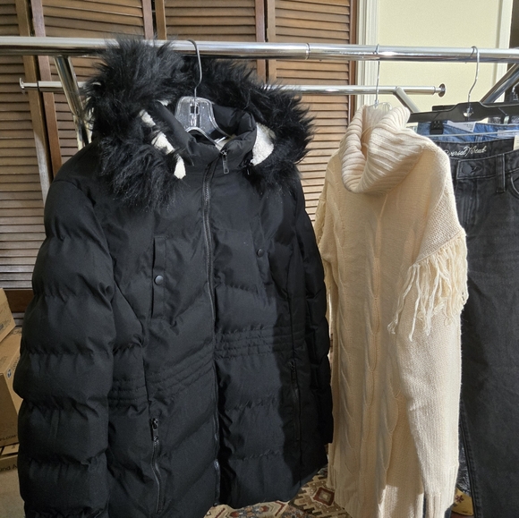 Like This Flyer Keep Up With My Shows. SEE BELOW - Picture 2 of 4